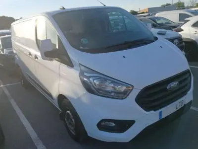 Usado Ford Transit Custom Trend 131 CV (96 kW) 2021 Blanco Van