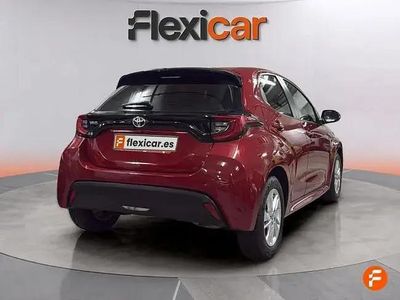 Begagnad Toyota Yaris Edition 125 HK (91 kW) 2022 Röd Halvkombi