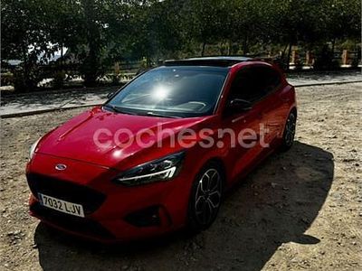 Usado Ford Focus ST-Line 125 CV (91 kW) 2020 Rojo Berlina