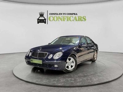 Usado Mercedes E320 Elegance 224 CV (164 kW) 2005 Azul Berlina