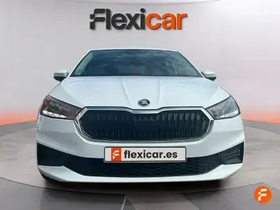 Usado Skoda Fabia Ambition 95 CV (69 kW) 2022 Blanco Utilitario