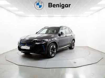 Usado BMW iX3 M Sport 210 kW (286 CV) 2023 Gris SUV