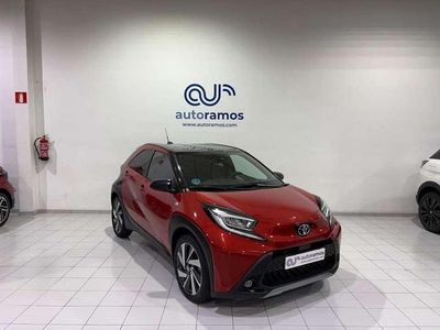 Rojo Usado 2022 Toyota Aygo X Edition SUV | 15.250 € (Precio justo)