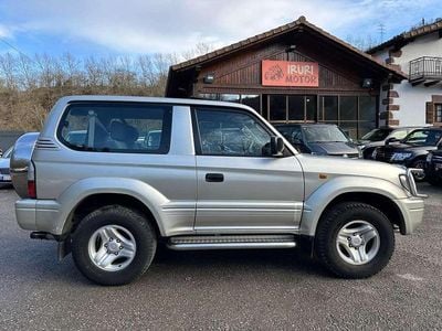 Usado Toyota Land Cruiser 125 CV (91 kW) 2000 Plateado SUV