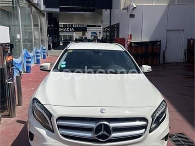 Usado Mercedes GLA200 Urban 136 CV (100 kW) 2014 Blanco SUV