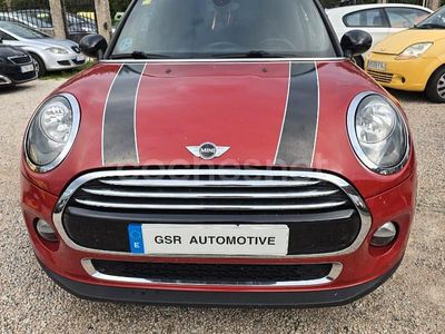 Usado Mini Cooper D 116 CV (85 kW) 2015 Rojo Utilitario