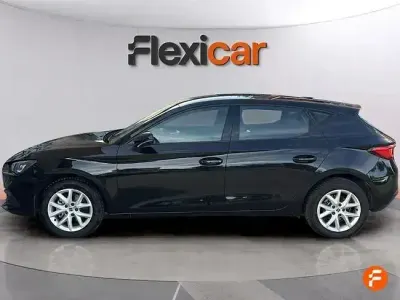 Begagnad Seat Leon Style 110 HK (80 kW) 2024 Svart Sedan