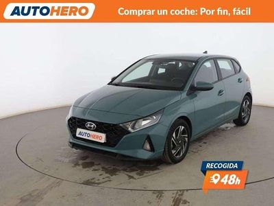 Usado Hyundai i20 101 CV (74 kW) 2022 Verde Utilitario