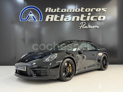 Porsche 911 Carrera 4 GTS