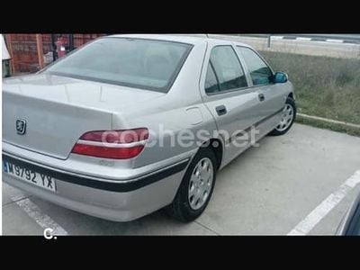 Peugeot 406