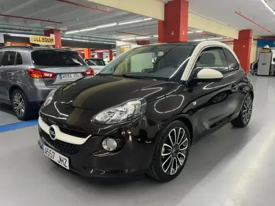Usado Opel Adam Glam 87 CV (63 kW) 2015 Burdeos Utilitario