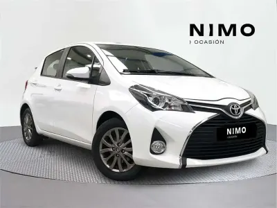 Usado Toyota Yaris Active 99 CV (72 kW) 2016 Blanco Utilitario