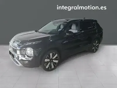 Usado Mitsubishi Outlander P-HEV 306 CV (225 kW) 2025 Otro