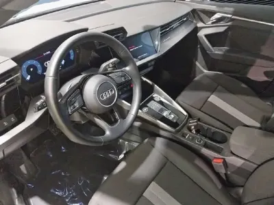Usado Audi A3 Sportback Advanced 150 CV (110 kW) 2022 Blanco Utilitario