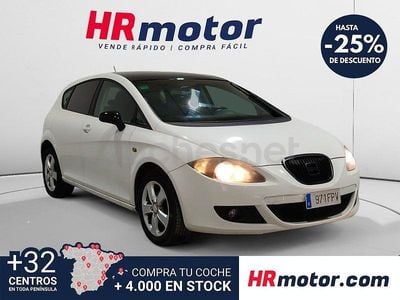 Usado Seat Leon Sport 102 CV (75 kW) 2007 Blanco Utilitario