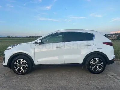 Usado Kia Sportage 136 CV (100 kW) 2022 Blanco SUV