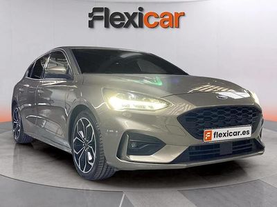 Usado Ford Focus ST-Line 125 CV (91 kW) 2018 Marrón Utilitario