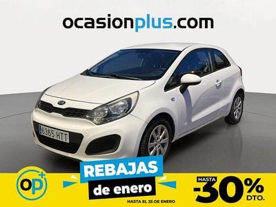Blanco Usado 2013 Kia Rio Berlina | 7150 € (Buen precio)