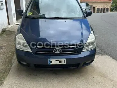 Usado Kia Carnival 185 CV (136 kW) 2010 Azul Monovolumen