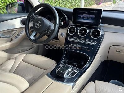 Mercedes GLC220