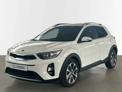 Usado Kia Stonic 120 CV (88 kW) 2020 Blanco SUV