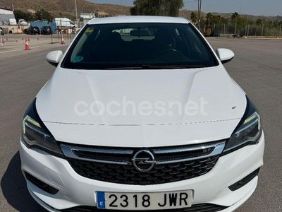 Blanco Usado 2016 Opel Astra Dynamic Berlina | 9900 € (Precio justo)