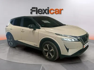Usado Nissan Qashqai Acenta 158 CV (116 kW) 2024 Blanco SUV