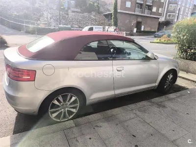 Usado Audi A3 Cabriolet Attraction 140 CV (102 kW) 2011 Gris / plata Descapotable