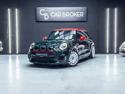 Usado Mini John Cooper Works 231 CV (169 kW) 2018 Verde Utilitario
