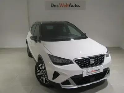 Usado Seat Arona Xperience 115 CV (84 kW) 2025 Blanco SUV