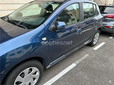 Begagnad Dacia Sandero Lauréate 90 HK (66 kW) 2018 Blå Sedan