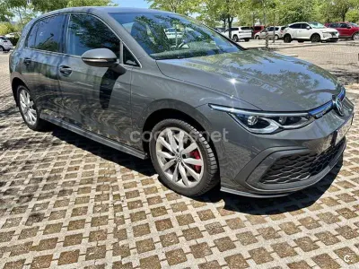 Usado VW Golf VIII GTE 245 CV (180 kW) 2022 Gris / plata Berlina