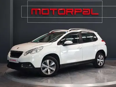 Usado Peugeot 2008 Active 92 CV (67 kW) 2014 Blanco SUV