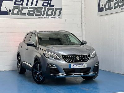 Usado Peugeot 3008 Allure 130 CV (95 kW) 2020 Gris / plata SUV