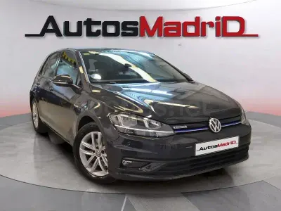 Usado VW Golf VIII Advance 130 CV (95 kW) 2020 Negro Berlina