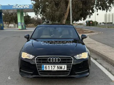 Usado Audi A3 Attraction 110 HP (80 kW) 2014 Preto Sedan