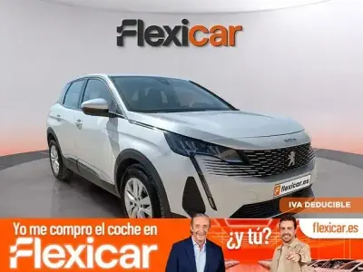Usado Peugeot 3008 Active 130 CV (95 kW) 2021 Blanco SUV