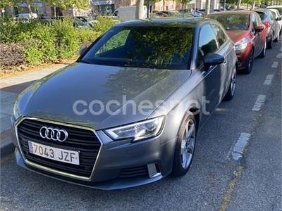 Usado Audi A3 Design 150 CV (110 kW) 2017 Gris / plata Berlina