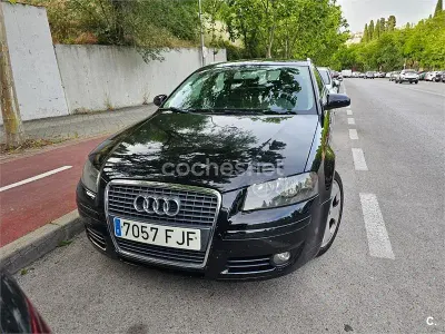 Usado Audi A3 Attraction 170 CV (125 kW) 2006 Negro Utilitario