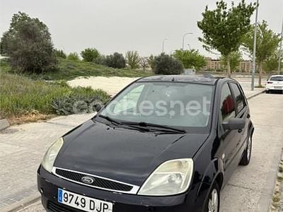 Usado Ford Fiesta 68 CV (50 kW) 2005 Negro Utilitario
