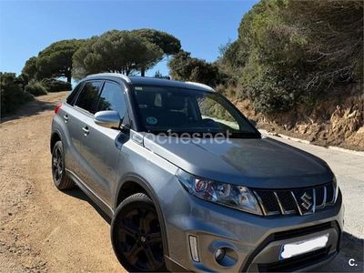 Usado Suzuki Vitara 140 CV (102 kW) 2017 Gris / plata SUV