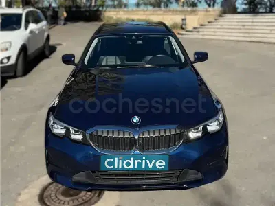 Usado BMW 320 190 CV (139 kW) 2020 Azul Familiar