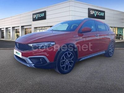 Usado Fiat Tipo Red 130 HP (95 kW) 2022 Vermelho Sedan
