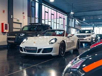 Porsche 911 Carrera 4 GTS