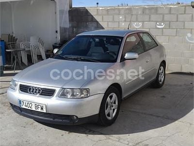 Usado Audi A3 Ambiente 125 CV (91 kW) 2001 Gris / plata Utilitario