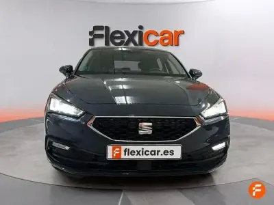 Usado Seat Leon Style 116 CV (85 kW) 2025 Gris Familiar