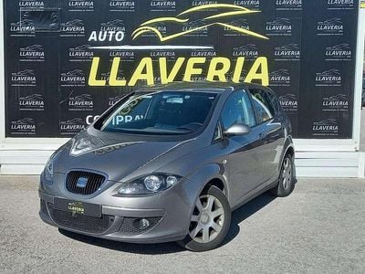 Usado Seat Altea Stylance 105 CV (77 kW) 2006 Gris / plata Monovolumen