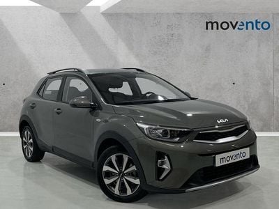 Usado Kia Stonic 100 CV (73 kW) 2021 Verde SUV