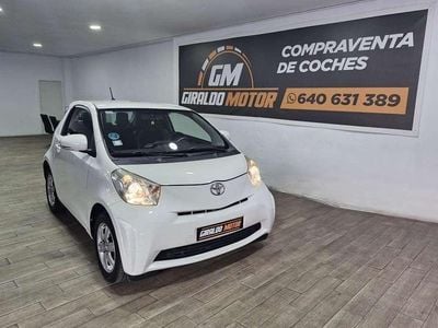 Blanco Usado 2010 Toyota iQ Utilitario | 5490 €
