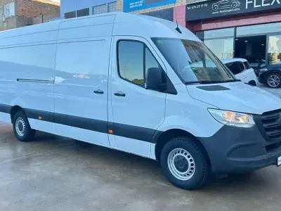 Usado Mercedes Sprinter 150 CV (110 kW) 2022 Blanco Van